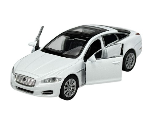 Welly 2010 jaguar white - jaguar,