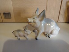 VINTAGE BESWICK PIG MODEL 832