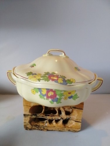 Royal doulton minden lidded - ,