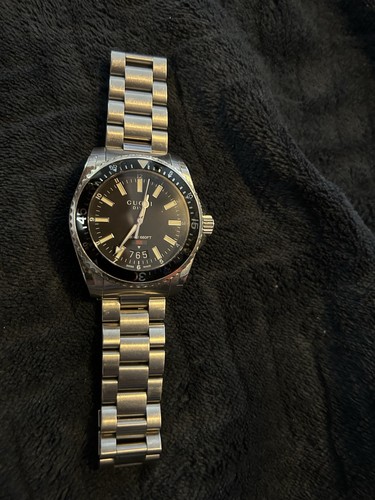 Gucci men dive watch - gucci,