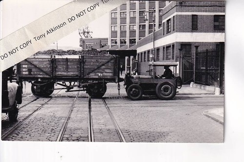 Nine elms lane tractor tug - nine,
