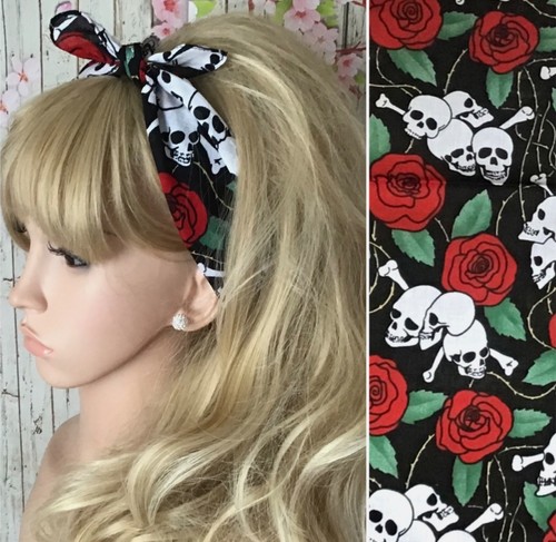 Black skull crossbones - black, rose