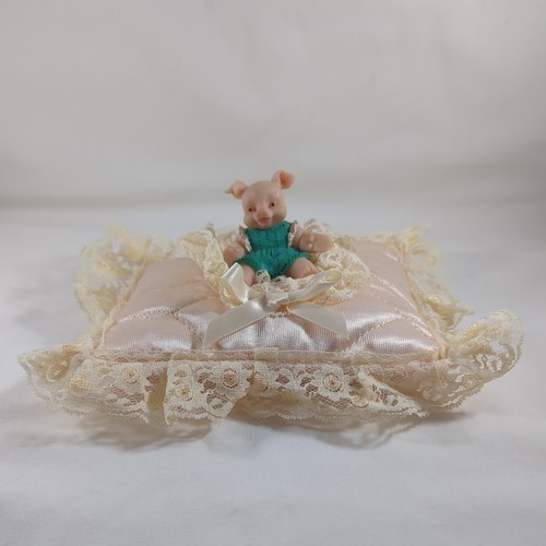 Pig sat cushion - pig,