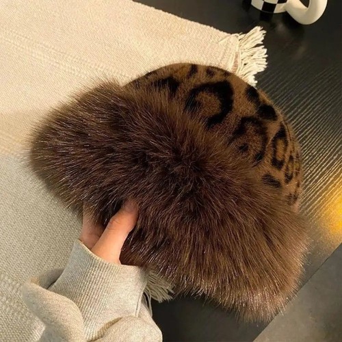 Women leopard print - women's,