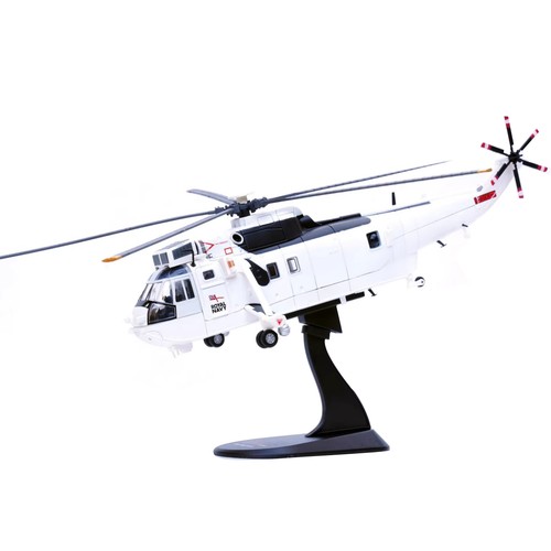 Royal navy sea king - uk,
