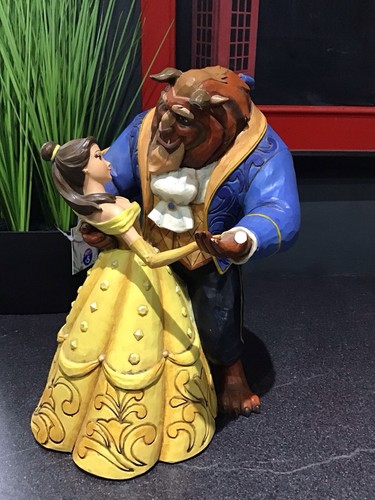 Disney traditions showcase - disney,