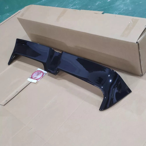 Rear roof boot spoiler - rear,