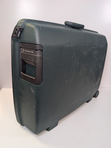 Samsonite green hard shell - green,
