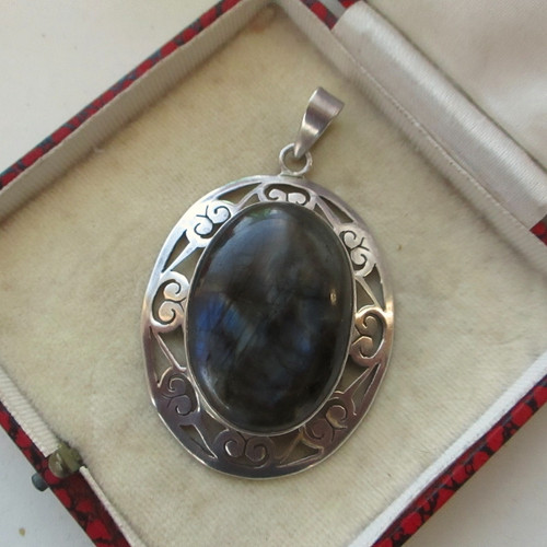 Lovely large vintage sterling - large,