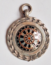 Sterling Silver Enamel Dart board fob, Fully Hallmarked. 29mm diameter
