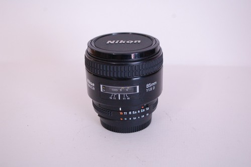 Nikon nikkor 85mm 8d - nikon,