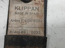 0416082 front seat belt right