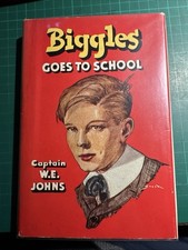 Capt W E Johns - Biggles Goes To School - 1st/1st 1951 Hodder, in Dust Jacket