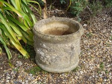 1 x  Large 12.75" dia.  Concrete Garden Patio Plant Pot