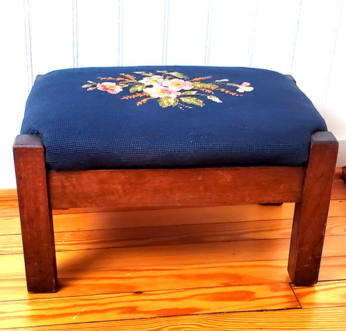 Vintage wooden footstool - wooden,