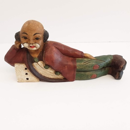 Vintage wooden lying down - wooden,