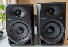 ⭐️⭐️ 2x Pioneer DM-40 DJ Speakers Black (Pair) BOXED + Free express delivery