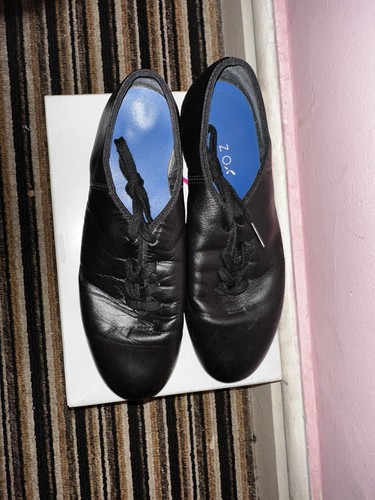 Girls tap shoes - girls,