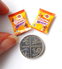 DOLLS HOUSE MINIATURE 1:12 * 2