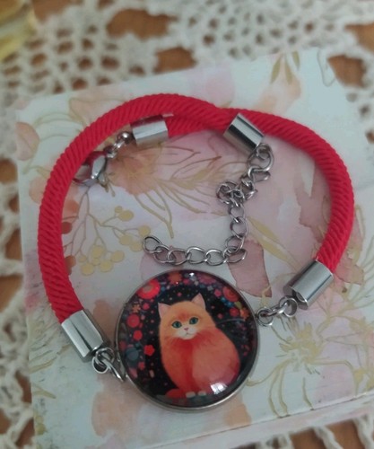 Unwanted gift cabochon - gift, red
