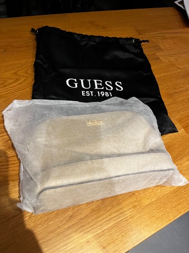 Guess cosmetic bag - guess,