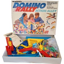 Domino Rally Action Alley