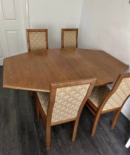 Wooden extendable dining table - wooden,
