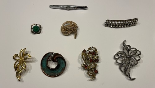 Vintage brooches bundle - brooches,