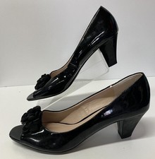 BNWT LOTUS BLACK PATENT SHOES/OPEN TOE/FLOWER ON TOE/BLOCK HEEL SIZE 8 CG N43