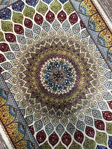 2x3 feet silk rug - dome, design