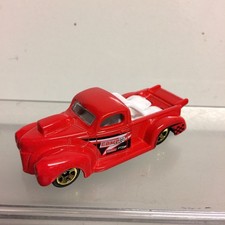 Hot Wheels 'Red 40 Ford Pickup