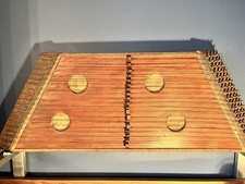 Hammered  trapezoidal Dulcimer