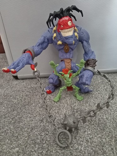 Vtg small soldiers - insaniac, &