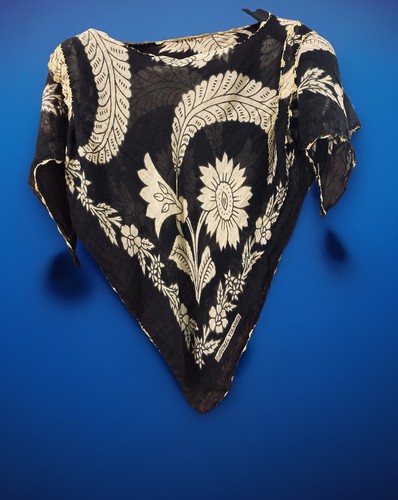 Beautifully made top shawl - beautifully,