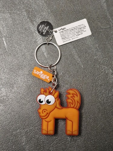 Smiggle keyring letter - h,