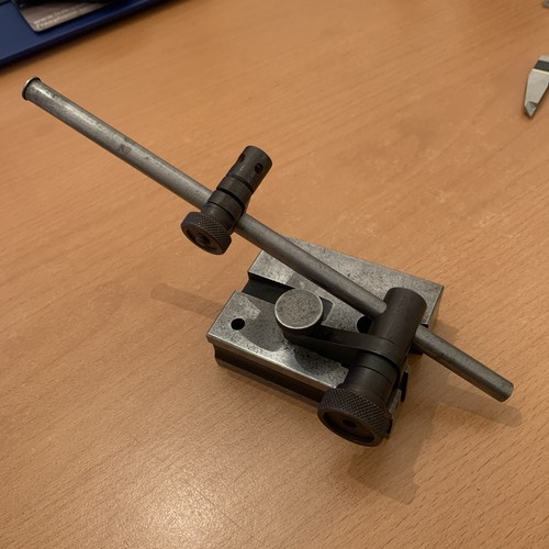 Adjustable surface scribing - adjustable,
