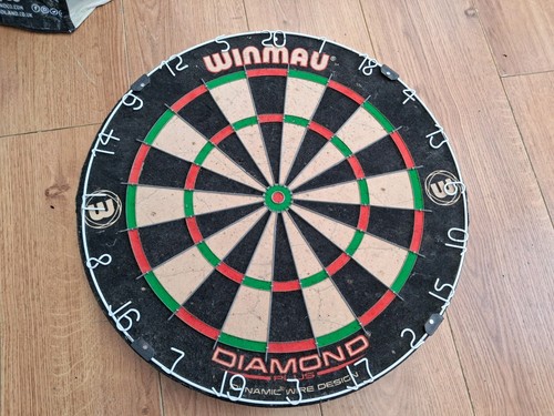 Winmau diamond plus dartboard - plus,