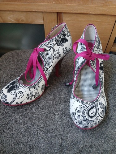 Cute ruby shoo size - shoo, worn