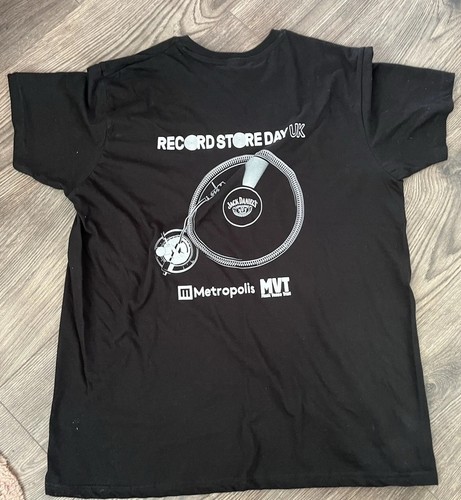 Record store day shirt - record,