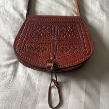 Vintage  realLeather reddish Brown Hand Tooled Handbag Boho cross body 