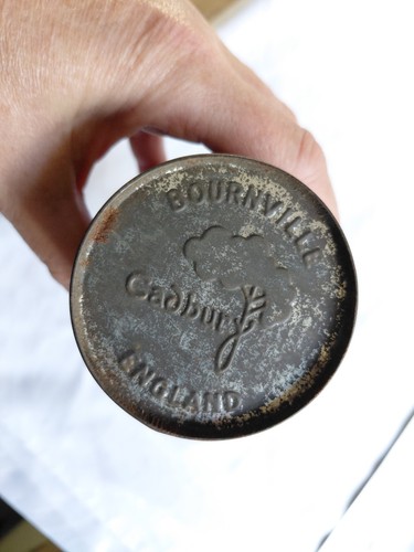 Old vintage carburys - old,