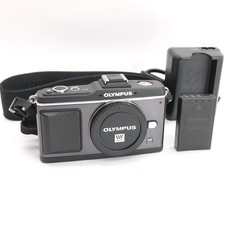 Olympus PEN E-P2 12.3MP