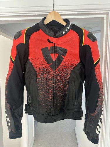 Rev quantum leather - rev’it!,