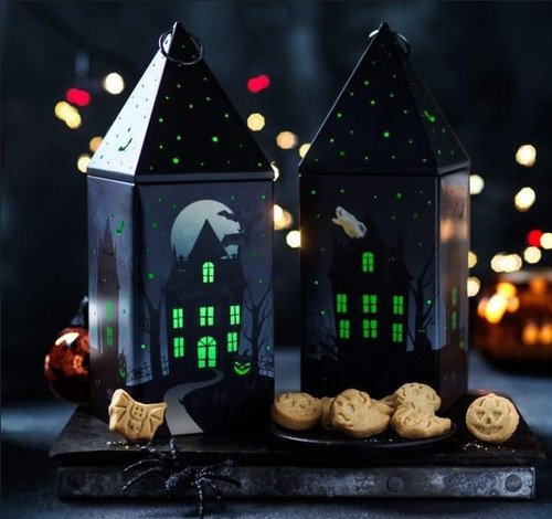 Halloween haunted house - haunted,