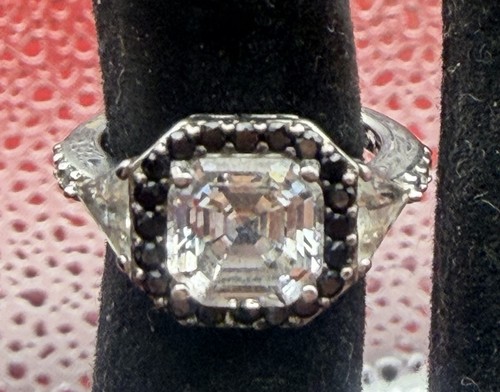 Vintage diamonique ring - vintage,