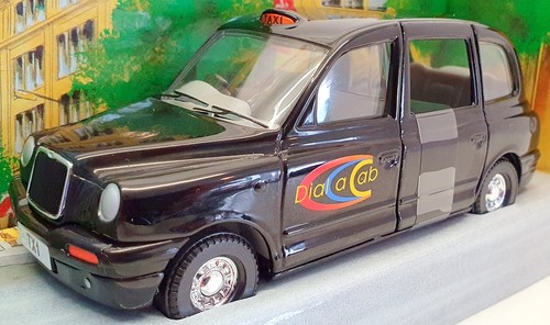 Corgi scale model - corgi, car