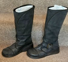 Vintage Destroy pull on boots