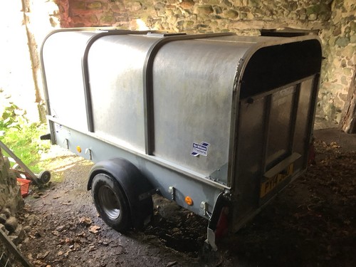 Ivor williams p7e - ivor,