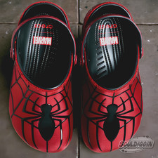 Crocs Marvel x Crocs Classic