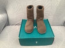 emu boots size 5 waterproof Chocolate Brown Ladies Sheepskin Suede winter  